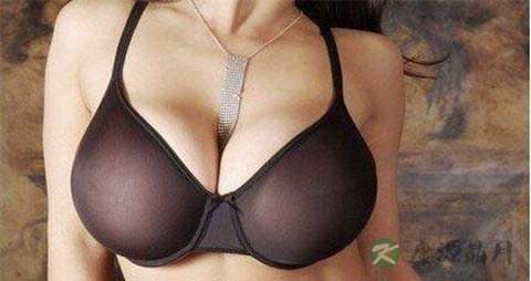 乳房整形手术多少钱 乳房整形手术多少钱