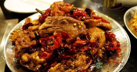 鸡头能吃吗 鸡头能吃吗