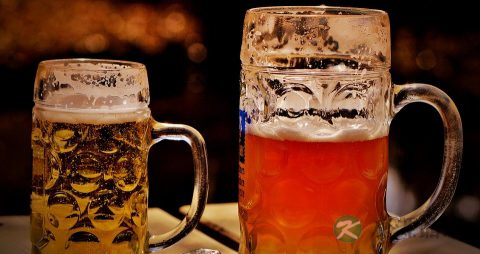 喝啤酒尿多正常吗 喝啤酒尿多正常吗