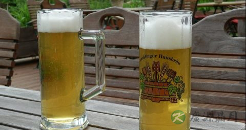喝啤酒尿多正常吗 喝啤酒尿多正常吗