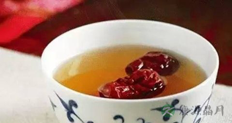 用枣泡水喝有什么好处