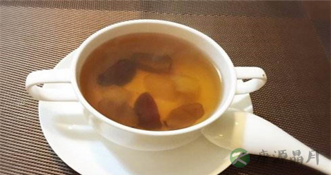 姜糖水治热伤风感冒吗