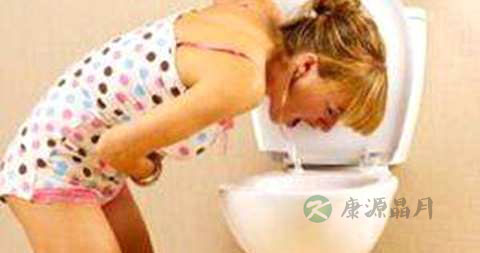 肺炎会引起呕吐吗 肺炎会引起呕吐吗