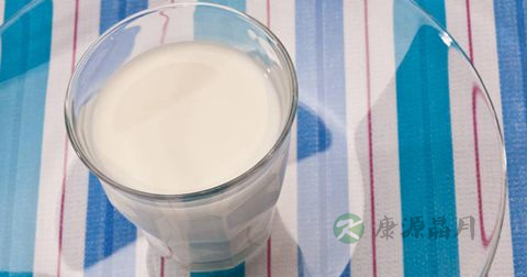 在房间里摆什么花草有助睡眠 在房间里摆什么花草有助睡眠