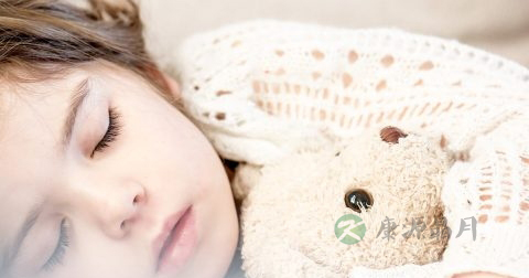 成人正常睡眠几个小时