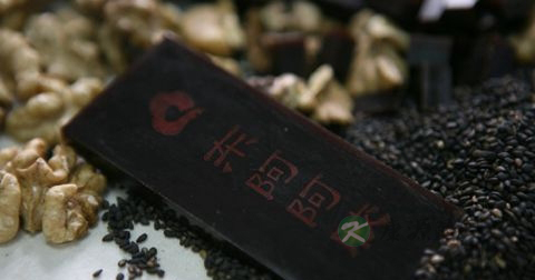 春天适合吃阿胶吗 春天适合吃阿胶吗