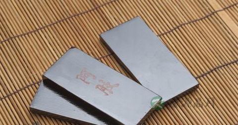 怎样识别真假阿胶 怎样识别真假阿胶
