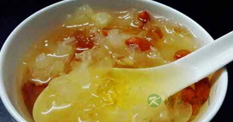 桃胶皂角米功效