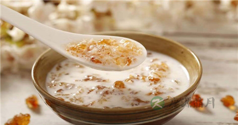 牛奶桃胶要炖多久 牛奶桃胶要炖多久