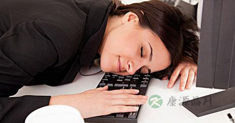 女人睡觉流口水是怎么回事 女人睡觉流口水是怎么回事