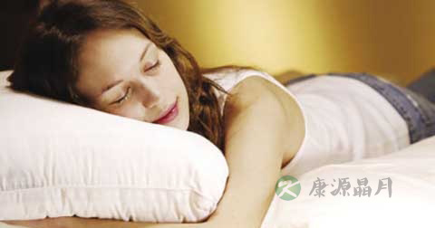 女人乳房小是怎么回事 女人乳房小是怎么回事