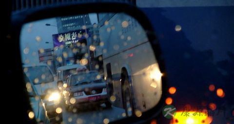 雨天汽车17个驾驶技巧 雨天汽车17个驾驶技巧