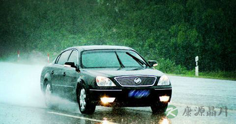 雨天汽车17个驾驶技巧 雨天汽车17个驾驶技巧