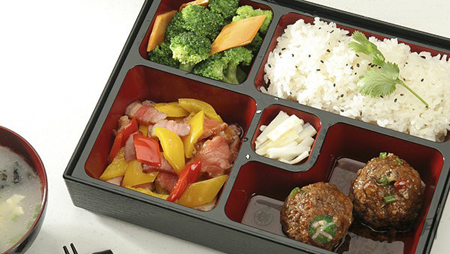 白领带隔夜饭上班成健康隐忧 白领带隔夜饭上班成健康隐忧