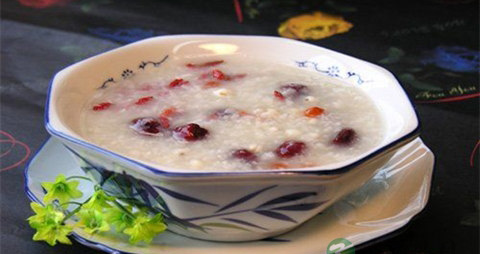 白领夏天胃病吃什么好 白领夏天胃病吃什么好