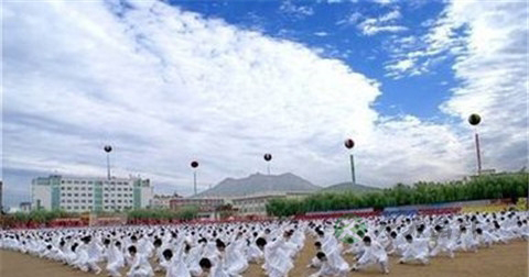 膝关节磨损还能打太极拳吗 膝关节磨损还能打太极拳吗