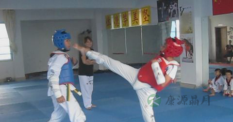 武术瘦腿_练武术的人怎么瘦腿 武术瘦腿_练武术的人怎么瘦腿
