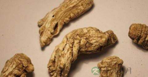 咽炎能引起打嗝吗 咽炎能引起打嗝吗