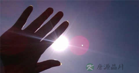 日光性皮炎怎么引起的 日光性皮炎怎么引起的
