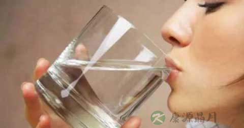 咽炎能引起打嗝吗 咽炎能引起打嗝吗