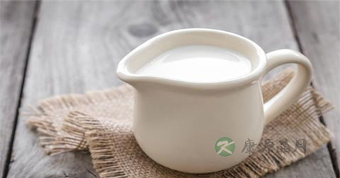 口气臭苔厚吃什么好 口气臭苔厚吃什么好