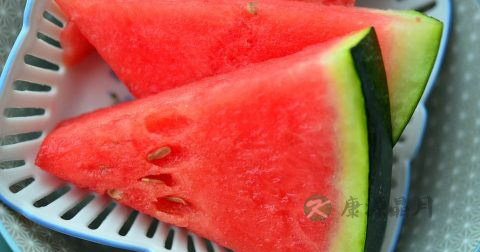 咽炎可以吃瓜子吗