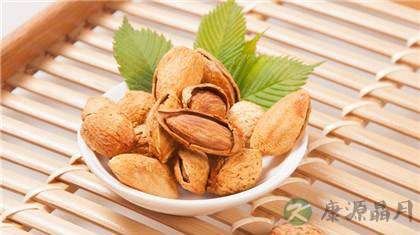 秋高气爽 吃巴旦木正当时