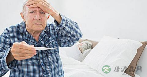 老人突发高烧的原因 老人突发高烧的原因