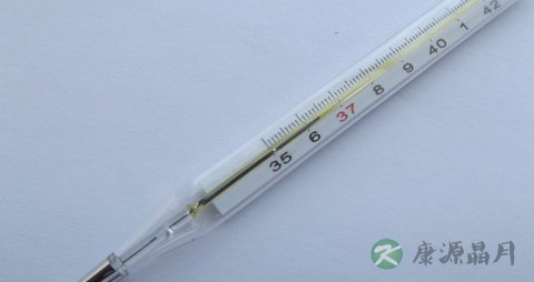 老年人高烧不退的原因 老年人高烧不退的原因