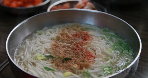 老人腹泻的原因 老人腹泻的原因