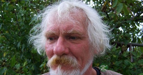 没病老人装病怎么办 没病老人装病怎么办