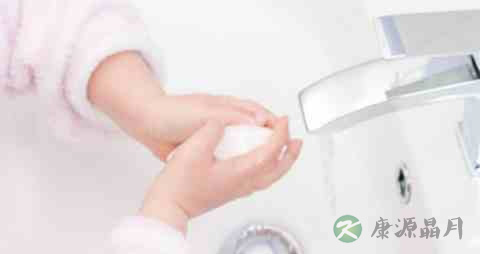 手足口病初期发烧多少度