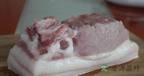 常吃红烧肉容易患风湿吗