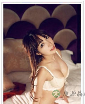 网友口述:她高潮时的身体反应 网友口述:她高潮时的身体反应