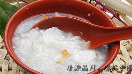 秋分喝什么粥 六款养生粥滋阴润肺 秋分喝什么粥 六款养生粥滋阴润肺