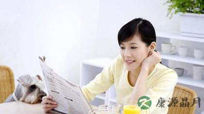 夏天穿什么颜色不招蚊子 夏天穿什么颜色不招蚊子