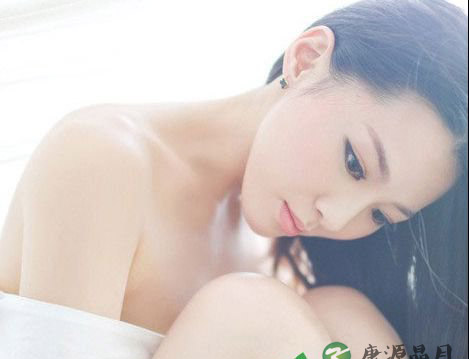 夏天来了 痘痘也来了 夏天来了 痘痘也来了