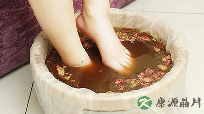 夏天可以天天泡脚吗 夏天可以天天泡脚吗