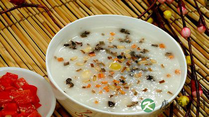 秋季喝粥最养人 适宜煲粥的8种食材 秋季喝粥最养人 适宜煲粥的8种食材