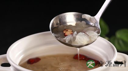 秋季燥热吃什么 滋阴润燥食物最佳 秋季燥热吃什么 滋阴润燥食物最佳