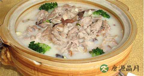 秋天吃羊肉上火吗 秋天吃羊肉上火吗