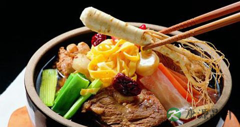 冬季吃什么食物易中毒 冬季吃什么食物易中毒