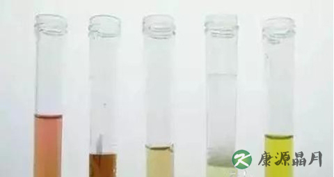 宝宝小便白怎么回事 宝宝小便白怎么回事