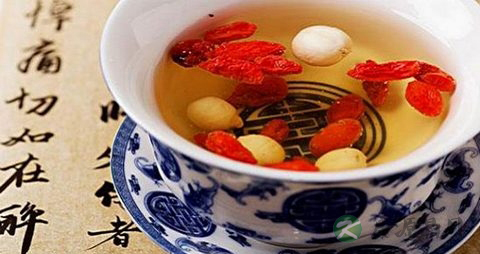 枸杞子泡水功效 枸杞子泡水功效