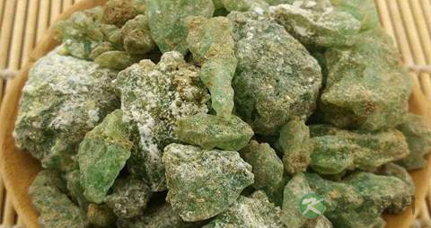 绿矾的药用价值_绿矾的副作用 绿矾的药用价值_绿矾的副作用