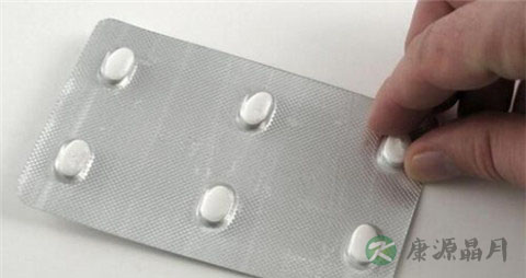 吃药治疗灰指甲 吃药治疗灰指甲