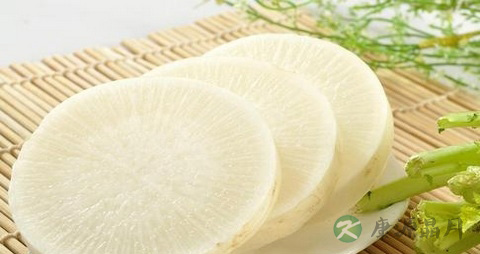 咳青色的痰什么原因 咳青色的痰什么原因
