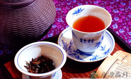 喝茶需掌握时间 上午来杯红茶, 补水降血压 喝茶需掌握时间 上午来杯红茶, 补水降血压