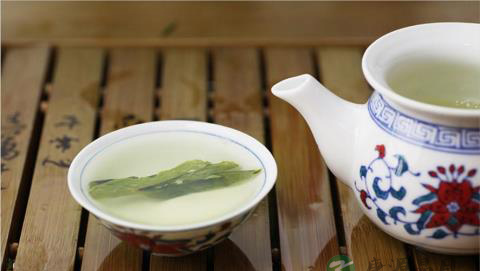 绿茶的功效与作用及食用方法介绍 绿茶的功效与作用及食用方法介绍