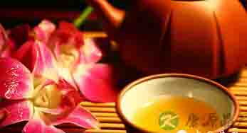 喝茶前1个动作助长寿 喝茶前1个动作助长寿